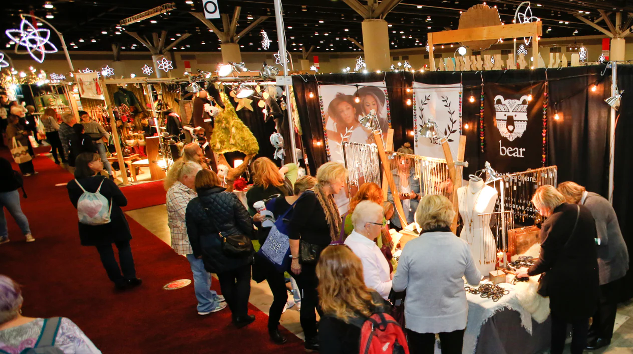 Vancouver christmas shopping guide — best markets, gifts & festive finds 26 Image